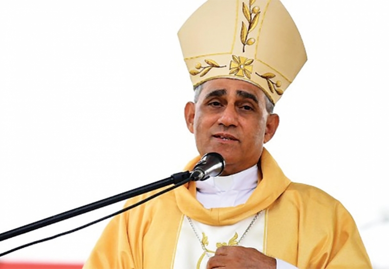 La Información Digital | Ciudad | Santiago de los Caballeros | Arzobispo  Bretón: “Iglesia debe defender la dignidad humana”