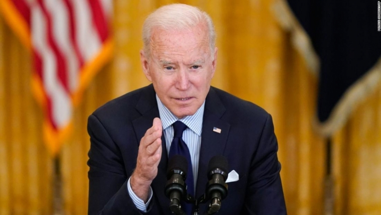 Biden afirma que los supermercados de EEUU estarán "abastecidos" en Navidad