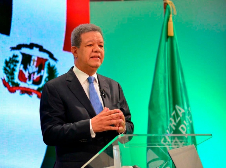 Oposición acusa Abinader de incumplir promesas y exagerar datos