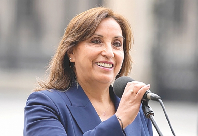 Presidenta de Perú reitera llamado al diálogo y a la calma en el país