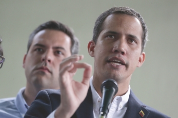 Oposición, a un paso de eliminar "Gobierno interino" de Guaidó en Venezuela