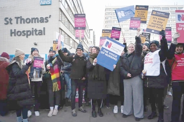 Una huelga de enfermeros agrava el invierno del descontento en el Reino Unido