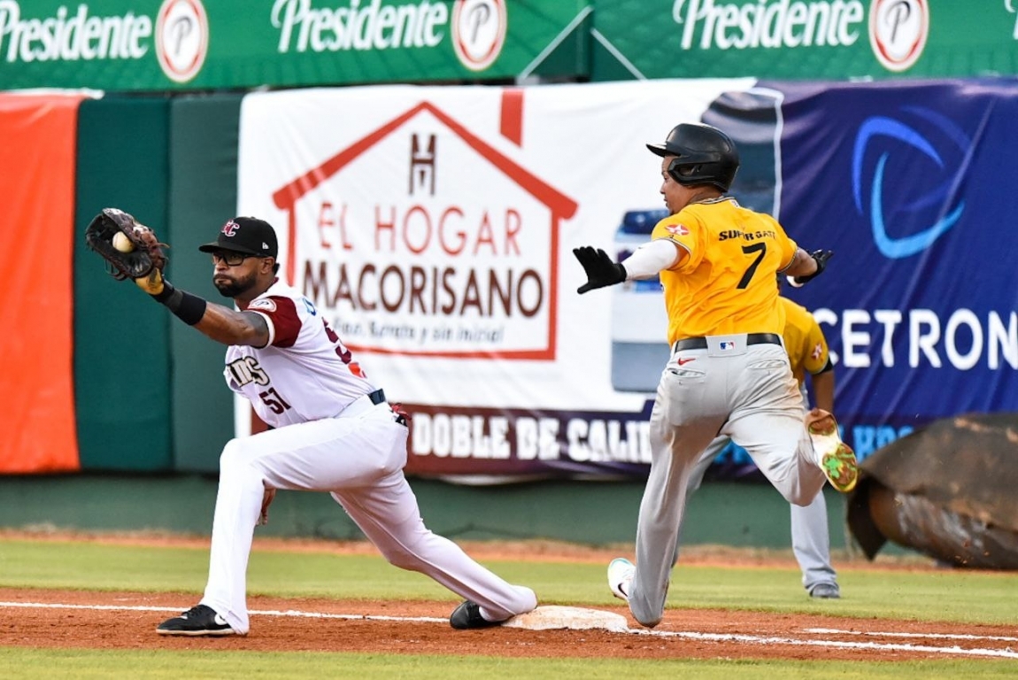 La Información Digital | Deportes | Béisbol | Gigantes superan Aguilas,  Tigres blanquean Leones, Estrellas vencen Toros