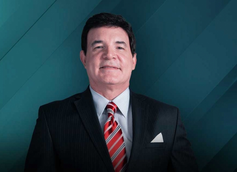 Julio Virgilio Brache asume presidencia de la AIRD