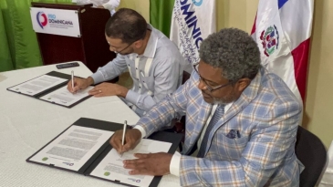 Pro Dominicana firma acuerdo en Cámara de Comercio de Dajabón