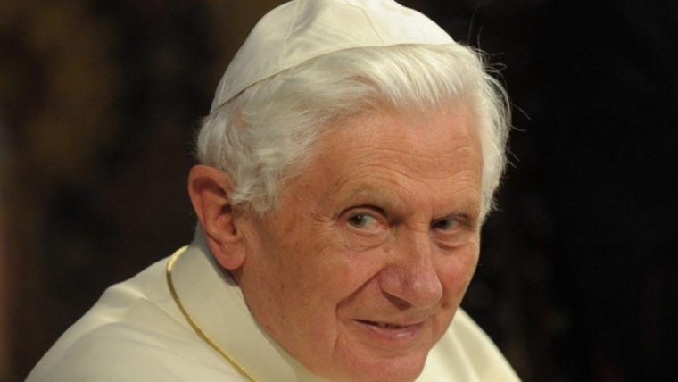 "Señor te amo", las últimas palabras de Benedicto XVI según su enfermero