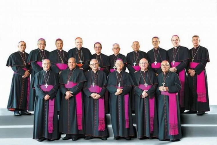 Episcopado solicita a legisladores someter proyectos Ley Código Penal