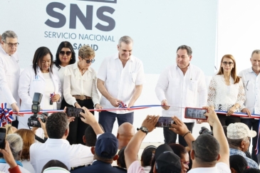Presidente Abinader deja inauguradas ocho obras en Puerto Plata