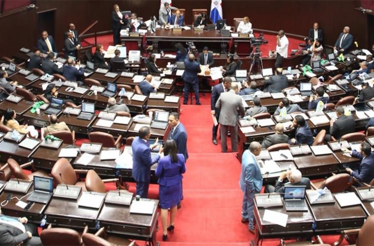 Diputados convierten en ley la reforma al Régimen Electoral