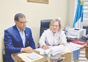 Hospital de Moca y UTESA firman acuerdo de fortalecimiento para formación de médicos