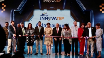 Vicepresidenta Raquel Peña encabeza inauguración de feria INNOVATEP