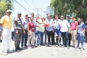 "INEFI con el Barrio" llegó a San Francisco de Macorís en el fin de semana