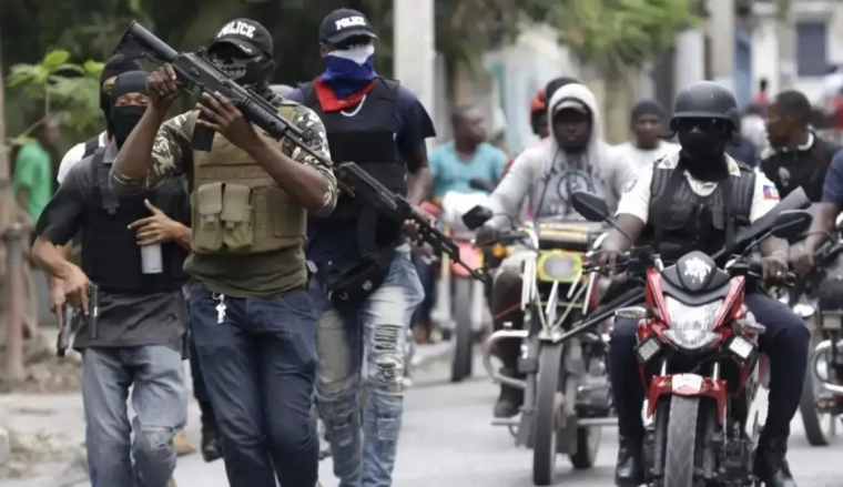 Haitianos se movilizan para atacar a bandas criminales