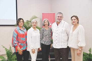 Rita, Mary, Josefina, Nicolás y Ana Josefina Cantisano. (Fotos: Carlos CHICON)