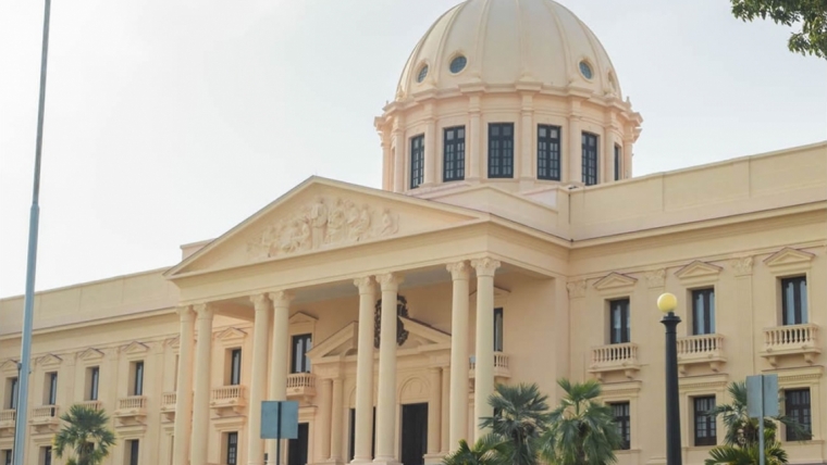 Abinader aprueba reglamento de ordenamiento territorial