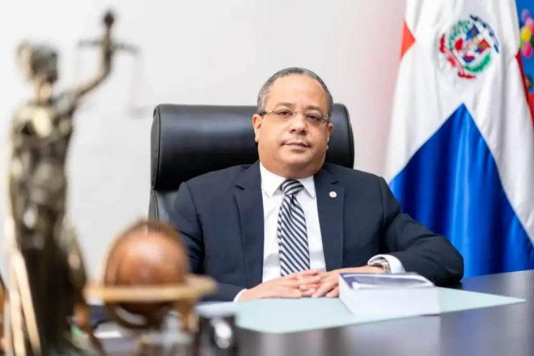 Presidente del TC exhorta aprobar Código Penal