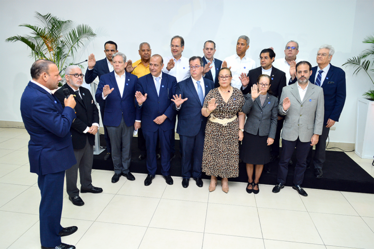CDES reelige a Ricardo Fondeur