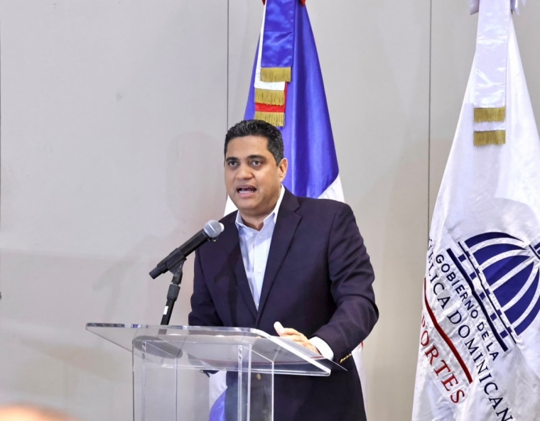 Kelvin Cruz anuncia incentivos para medallistas Juegos Centroamericanos y del Caribe 2026