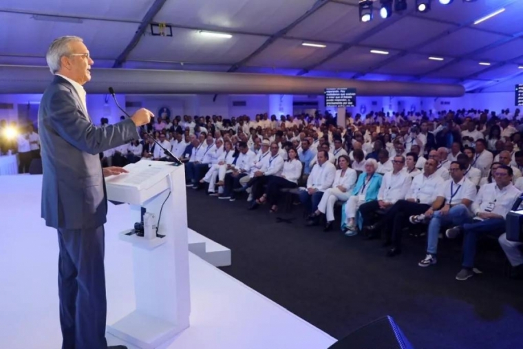 Abinader: “PRM debe estar unido contra atraso y la pobreza”