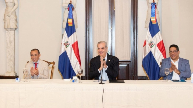 Abinader lanza Infopago para transparentar pagos del Estado