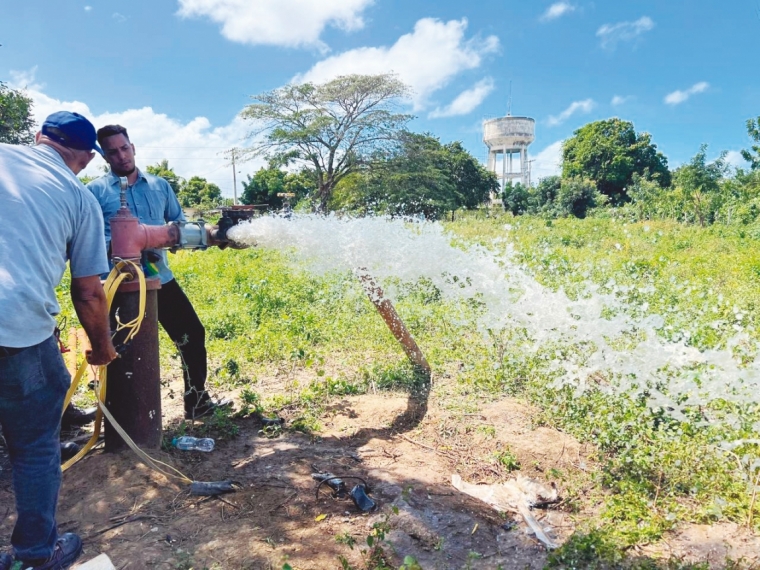 Coraapplata instala nuevo sistema de bombeo en zona de Luperón