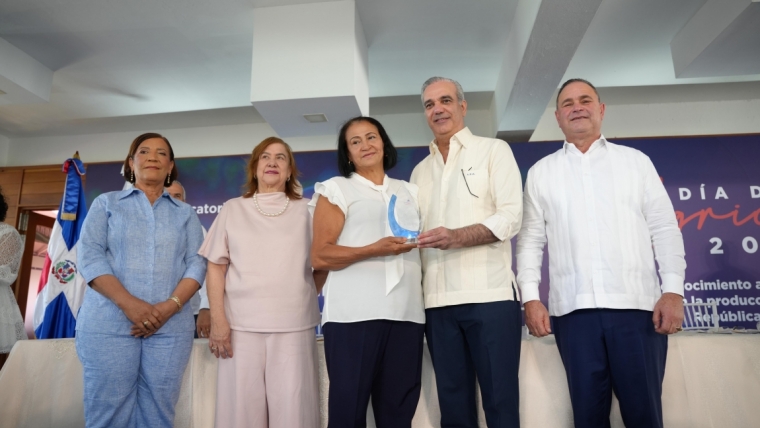 Presidente Abinader destaca fortaleza del campo dominicano y reafirma apoyo a los agricultores