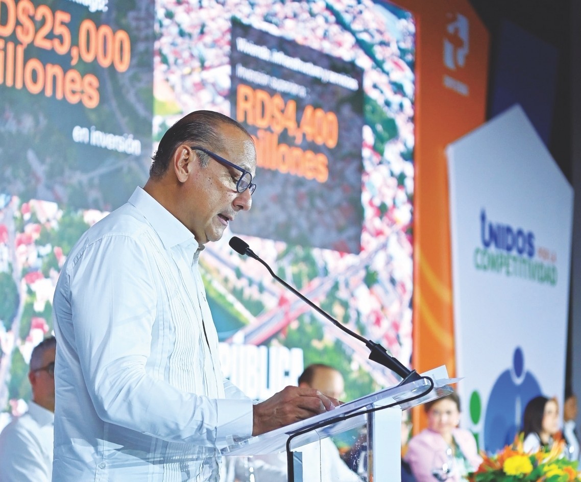 Expo Cibao 2026El presidente de la Cámara de Comercio y Producción de Santiago, Luis Campos Jorge, destacó el papel de Santiago como uno de los principales motores productivos del país, durante el acto de apertura de la 39.ª edición de Expo Cibao, inaugurada la noche de este miércoles 30 de septiembre en el Parque Central de Santiago.