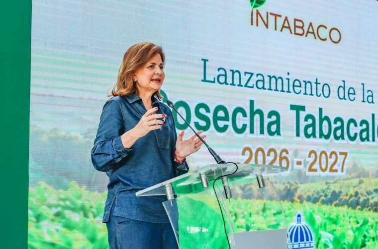 Raquel Peña encabeza inicio de la zafra tabacalera 2026-2027