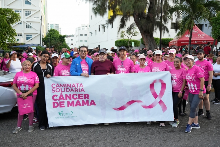 Clínica y Fundación Unión Médica realizan 4ta caminata contra el Cáncer de Mama