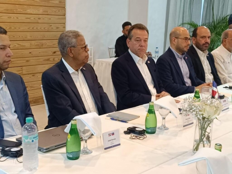 Cancilleres República Dominicana y Haití se reúnen en centro Codevi